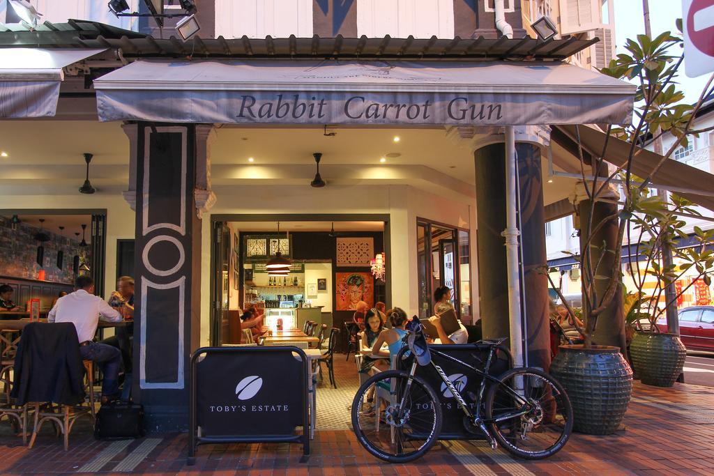 Rabbit Carrot Gun Aparthotel Сингапур Екстериор снимка